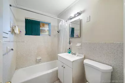 438 NW 93rd St #440, Miami, FL 33150 - Photo 13