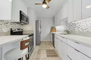 211 S Ocean Dr, Hollywood, FL 33019 - Photo 9