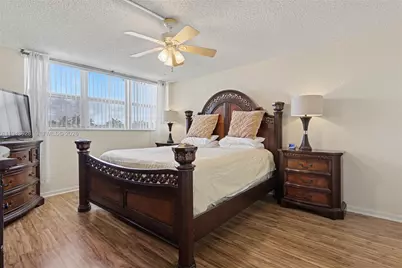 211 S Ocean Dr #205, Hollywood, FL 33019 - Photo 15