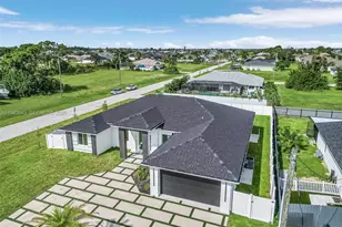 216 Chiquita Blvd, Cape Coral, FL 33993 - Photo 27