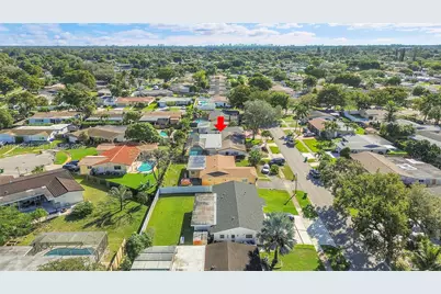 11121 NW 19th St, Pembroke Pines, FL 33026 - Photo 27