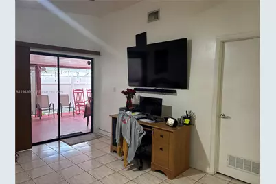 2741 W 74th St, Hialeah, FL 33016 - Photo 5