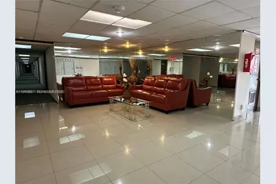 2000 Atlantic Shores Blvd #104, Hallandale Beach, FL 33009 - Photo 5