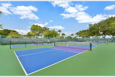 301 SW 135th Ave #113C, Pembroke Pines, FL 33027 - Photo 15