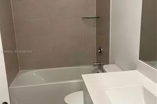 20631 NE 7th Pl, Miami, FL 33179 - Photo 17