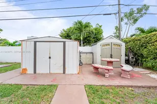 11415 SW 56th St, Miami, FL 33165 - Photo 43