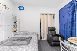 11415 SW 56th St, Miami, FL 33165 - Photo 5