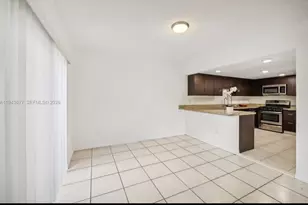 7024 SW 114th Pl, Miami, FL 33173 - Photo 9
