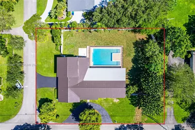 12525 SW 68th Ct, Pinecrest, FL 33156 - Photo 3