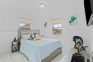 11401 SW 56th St, Miami, FL 33165 - Photo 15