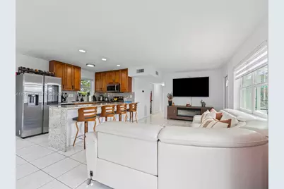 11401 SW 56th St, Miami, FL 33165 - Photo 5