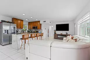 11401 SW 56th St, Miami, FL 33165 - Photo 5