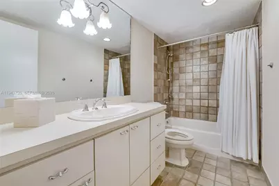 90 Edgewater Dr #501, Coral Gables, FL 33133 - Photo 9