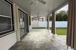 1474 NW 153rd Ln, Pembroke Pines, FL 33028 - Photo 55