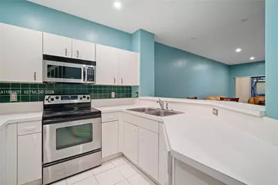 12111 SW 5th Ct #., Pembroke Pines, FL 33025 - Photo 9