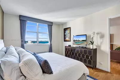 5 Island Ave #8B, Miami Beach, FL 33139 - Photo 9