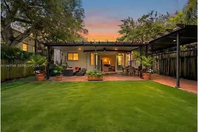 321 SW 19th Rd, Miami, FL 33129 - Photo 57