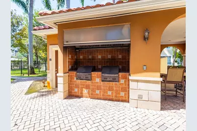 6861 SW 44th St #304, Miami, FL 33155 - Photo 33