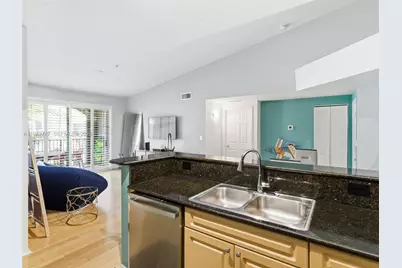 6861 SW 44th St #304, Miami, FL 33155 - Photo 7