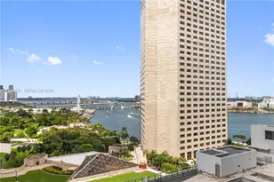 325 S Biscayne, Miami, FL 33131 - Photo 21