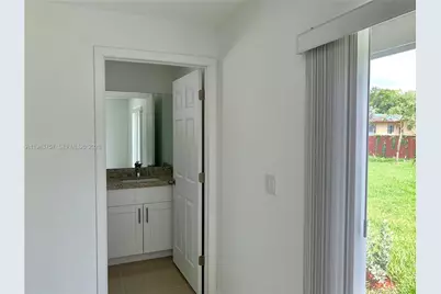 5711 Buchanan St #5711, Hollywood, FL 33021 - Photo 9