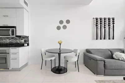 60 SW 13th St #2812, Miami, FL 33130 - Photo 5
