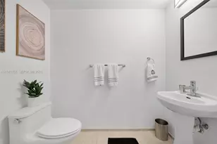 60 SW 13th St, Miami, FL 33130 - Photo 13