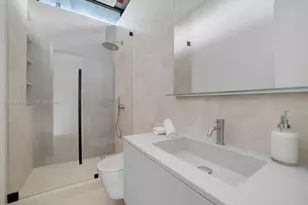217 E Rivo Alto Dr, Miami Beach, FL 33139 - Photo 49