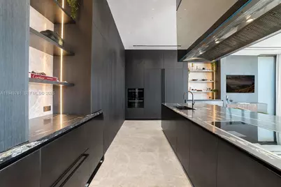 217 E Rivo Alto Dr, Miami Beach, FL 33139 - Photo 9