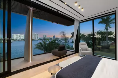 217 E Rivo Alto Dr, Miami Beach, FL 33139 - Photo 5