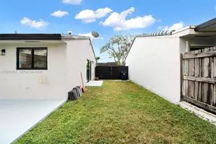 13379 NW 3rd Terrace, Miami, FL 33182 - Photo 23