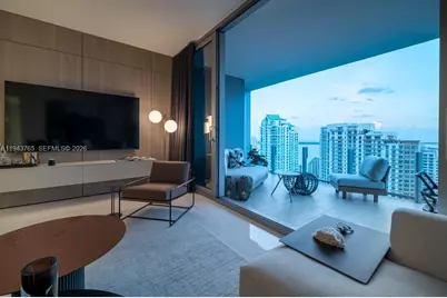 300 Biscayne Blvd Way #3403, Miami, FL 33131 - Photo 17