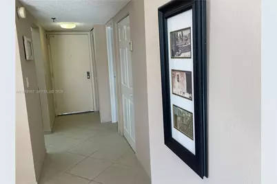 2625 Collins Ave #301, Miami Beach, FL 33140 - Photo 13