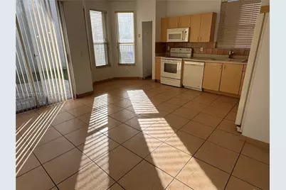 13064 NW 9th Ct #13064, Pembroke Pines, FL 33028 - Photo 5