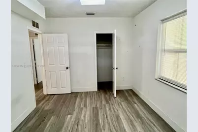 5430 SW 7th St, Miami, FL 33134 - Photo 9