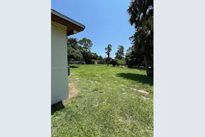 2703 Avenue H, Fort Pierce, FL 34947 - Photo 5