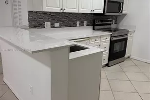 9640 NW 2nd St, Pembroke Pines, FL 33024 - Photo 5