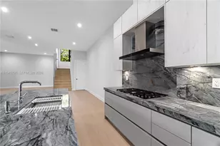 8091 NW 48th Terrace, Doral, FL 33166 - Photo 13