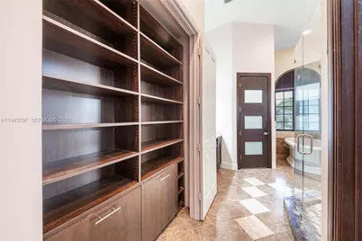 14781 S River Dr, Miami, FL 33167 - Photo 43