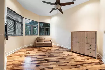 14781 S River Dr, Miami, FL 33167 - Photo 35