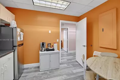 1007 Shotgun Rd, Sunrise, FL 33326 - Photo 23