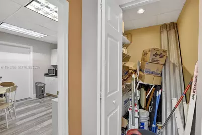 1007 Shotgun Rd, Sunrise, FL 33326 - Photo 27