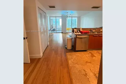 170 SE 14th St #1807, Miami, FL 33131 - Photo 1