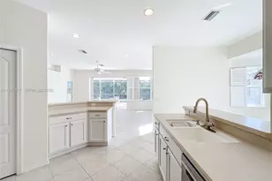 4874 Sabal Lake, Sarasota, FL 34238 - Photo 7