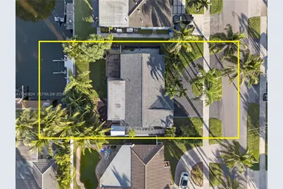 371 SE 3rd St, Pompano Beach, FL 33060 - Photo 7