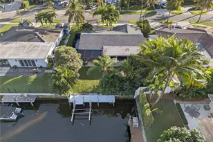 371 SE 3rd St, Pompano Beach, FL 33060 - Photo 13