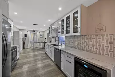 371 SE 3rd St, Pompano Beach, FL 33060 - Photo 45