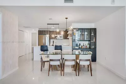 488 NE 18th St #4805, Miami, FL 33132 - Photo 9