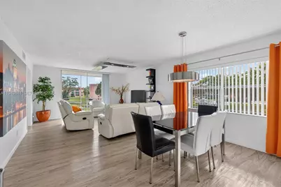 9481 Sunrise Lakes Blvd #210, Sunrise, FL 33322 - Photo 1