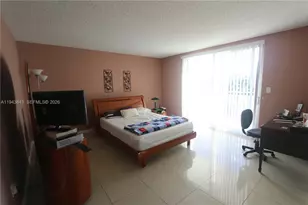 6940 NW Miami Gardens Dr, Hialeah, FL 33015 - Photo 15